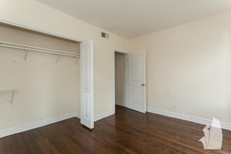 3808 N Sheffield Ave in Chicago, IL - Building Photo - Building Photo