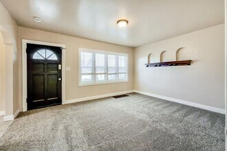 873 Binford St in Ogden, UT - Foto de edificio - Building Photo