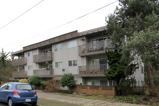 Golden Inca Apartments in Seattle, WA - Foto de edificio - Building Photo