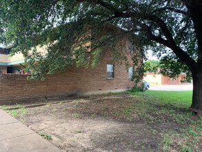 3701 Sleeper Ave in Waco, TX - Building Photo - Building Photo