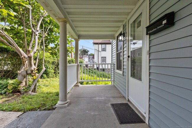 79 Hamilton Ave in Greenwich, CT - Building Photo - Building Photo