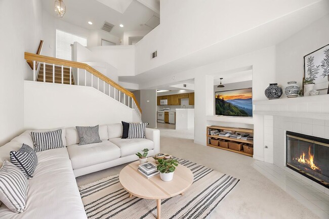 property at 631 S Glenhurst Dr