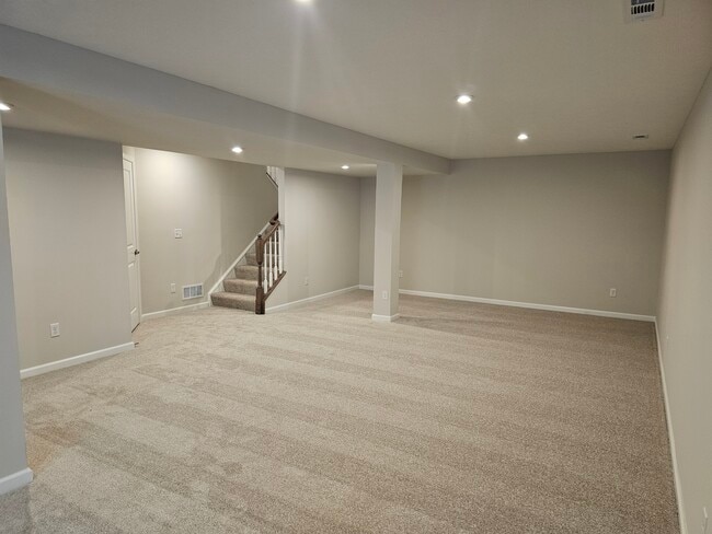 508 Alicia Kelton Dr in Delaware, OH - Foto de edificio - Building Photo