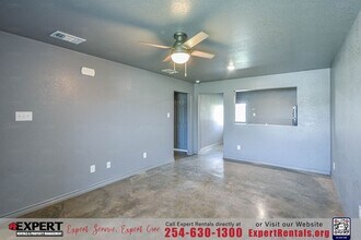 2816 Leroy Cir in Killeen, TX - Building Photo - Building Photo