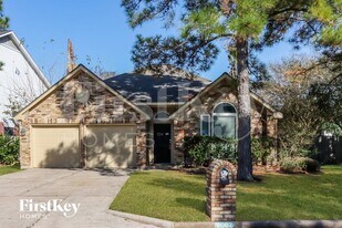 8002 Tustin Dr in Houston, TX - Building Photo