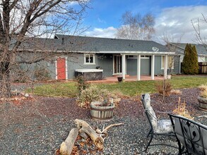 816 Alena Way in Spanish Springs, NV - Building Photo - Building Photo