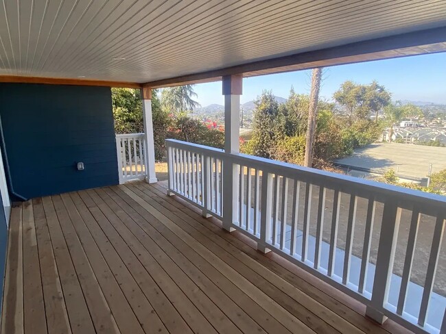8090 Vista Dr, Unit 8090 Vista Drive, La Mesa, CA 91941 in La Mesa, CA - Building Photo - Building Photo