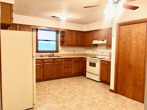 547 Circle Pine Dr in Jasper, IN - Building Photo - Building Photo