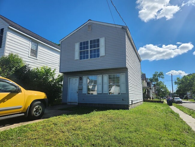 property at 3100 Roanoke Ave