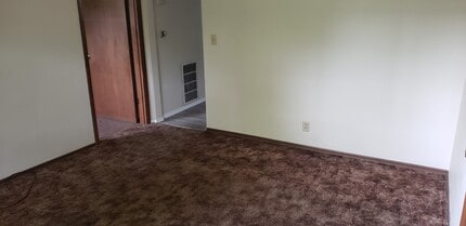 306 E Johnson St, Unit # 4 in Collinsville, IL - Building Photo - Building Photo