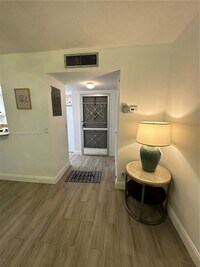 11 Willowbrook Ln photo'