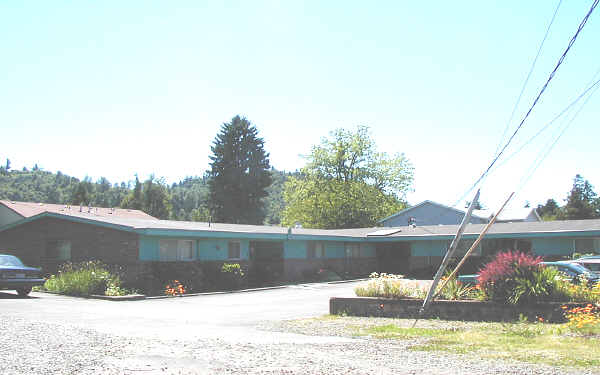 427 SE Kelly Ave in Gresham, OR - Building Photo