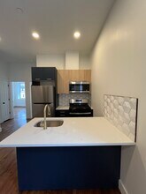 48 Bergen Ave, Unit 2F in Jersey City, NJ - Building Photo - Building Photo