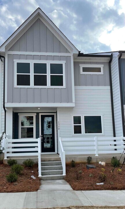135 Berkeley Ave in Mooresville, NC - Building Photo
