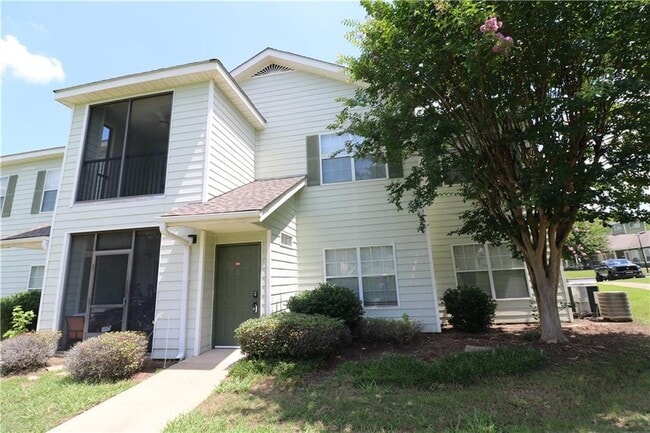 property at 447 W Longleaf Dr