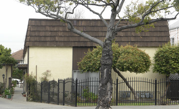 1519-1521 Lincoln Ave in Alameda, CA - Foto de edificio - Building Photo