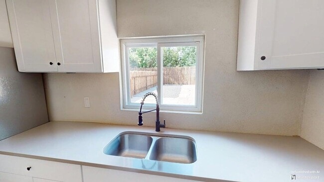 703 Columbia St in Santa Fe, NM - Building Photo - Building Photo