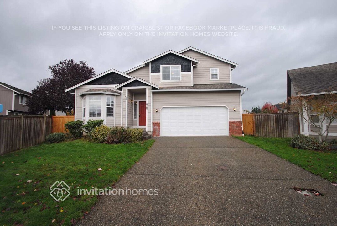 18404 109th St Ct E in Bonney Lake, WA - Building Photo