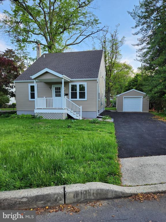 property at 20 Oak Ave