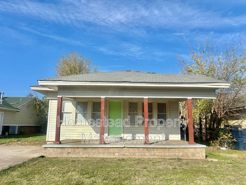 521 NW 114th St in Oklahoma City, OK - Building Photo