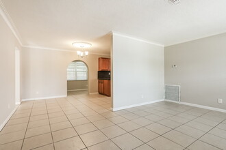 3597 NW 37th Ave in Lauderdale Lakes, FL - Building Photo - Building Photo