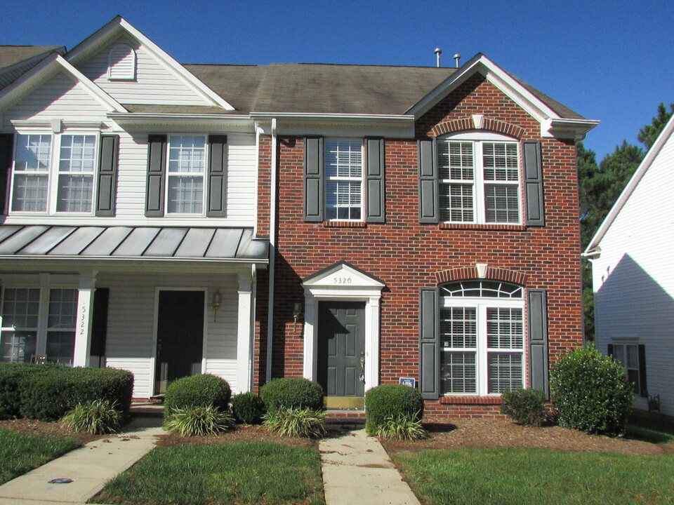 5320 Jocelyn Ln in Charlotte, NC - Building Photo