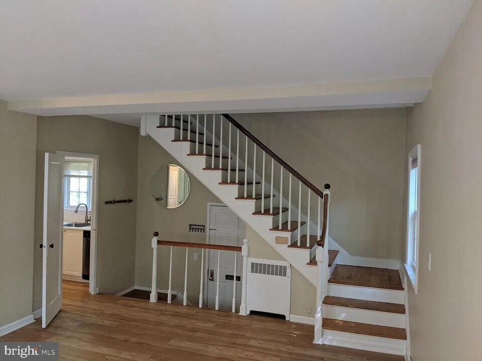3538 Gunston Rd in Alexandria, VA - Building Photo