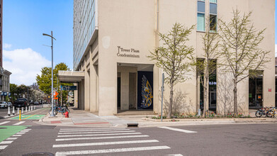 555 E William St, Unit 17J in Ann Arbor, MI - Building Photo - Building Photo