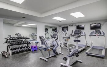 3883 Connecticut Ave NW, Unit 814 in Washington, DC - Building Photo - Building Photo