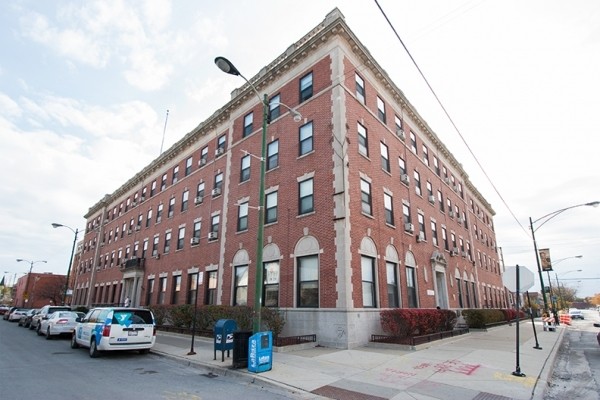 South Chicago Senior Housing - 62 & Over in Chicago, IL - Building Photo