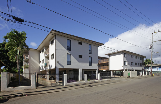 310 Olive Ave in Wahiawa, HI - Foto de edificio - Building Photo