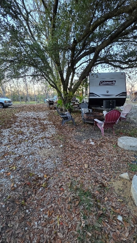 6835 Purvis Ln in Baytown, TX - Foto de edificio - Building Photo