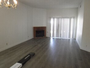 3112 Mediterranean Dr in Las Vegas, NV - Building Photo - Building Photo