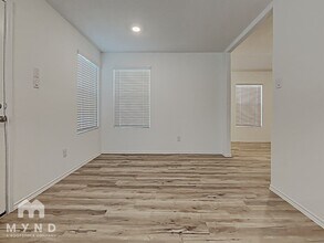 4230 Magnolia Bay Dr in Baytown, TX - Building Photo - Building Photo