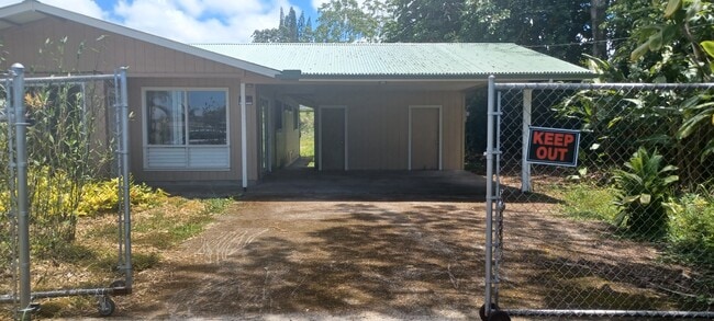 property at 16-2042-2042 Ainaloa Way