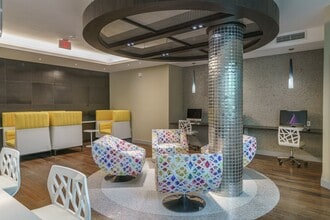 The Retreat at Sawgrass Village in Sunrise, FL - Building Photo - Interior Photo