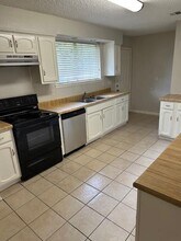 23711 Farm Hill Dr in Spring, TX - Building Photo - Building Photo