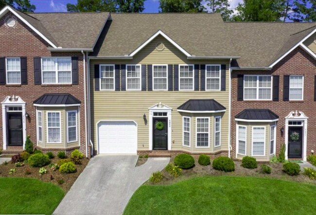 property at 4842 Briar Rock Ln