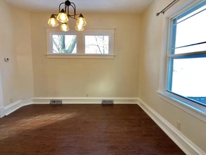 802 Camburn Ct SE in Cedar Rapids, IA - Building Photo - Building Photo