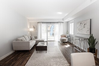 515 McMillan Avenue Apartments in Winnipeg, MB - Building Photo - Building Photo