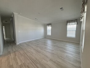 2 Kimberly Ct in Daytona Beach, FL - Building Photo - Building Photo