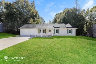 25 Tanglewood Ct in Mcdonough, GA - Building Photo