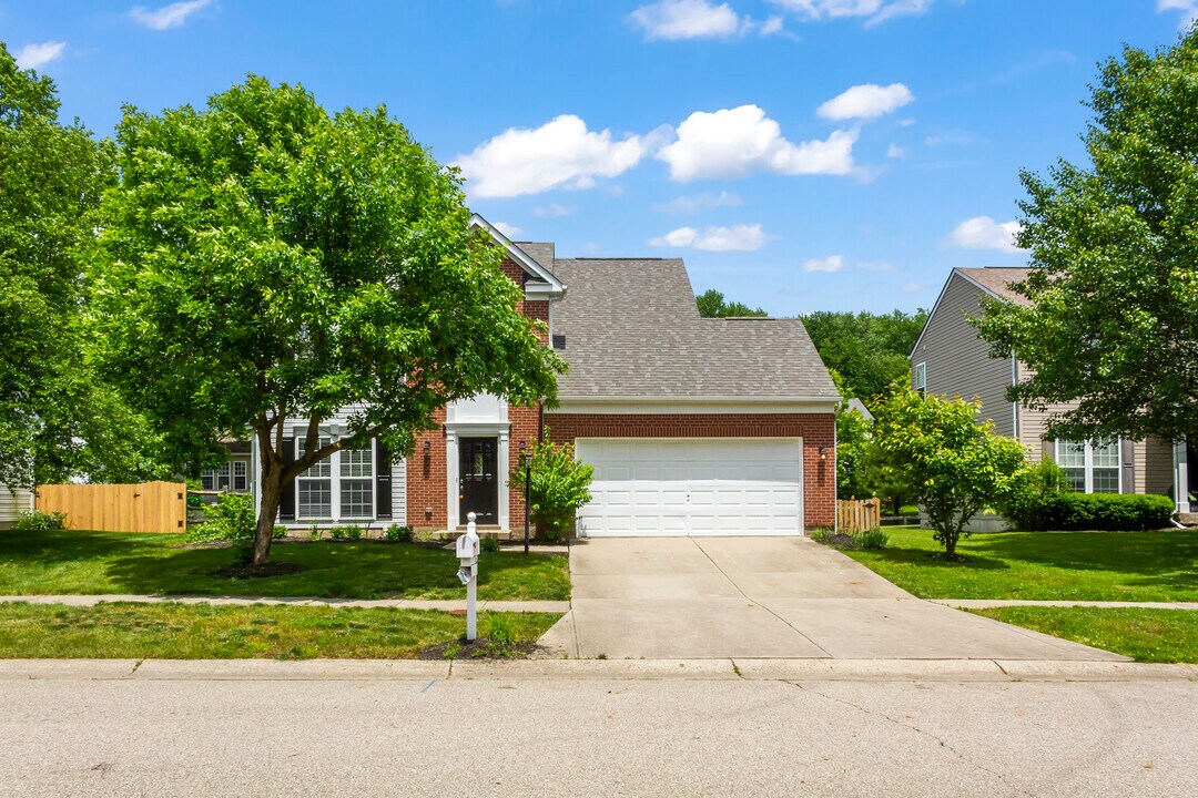 344 Indian Pointe Dr in Maineville, OH - Building Photo