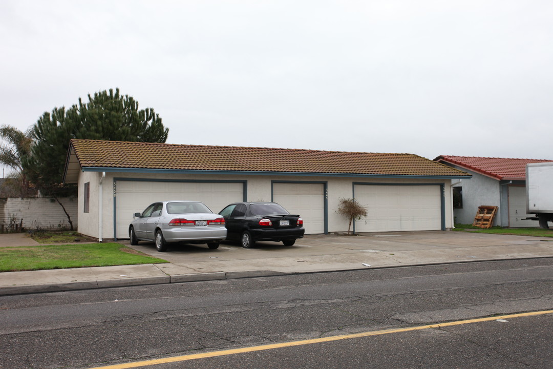 3446 Fosberg Rd in Turlock, CA - Building Photo