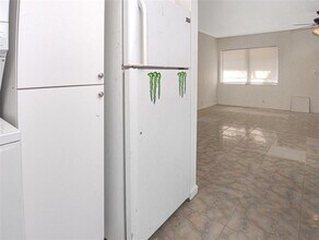 2361 NE 10th St in Pompano Beach, FL - Building Photo - Building Photo