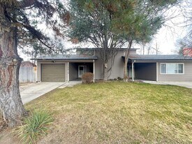10610 W Hinsdale St in Boise, ID - Building Photo