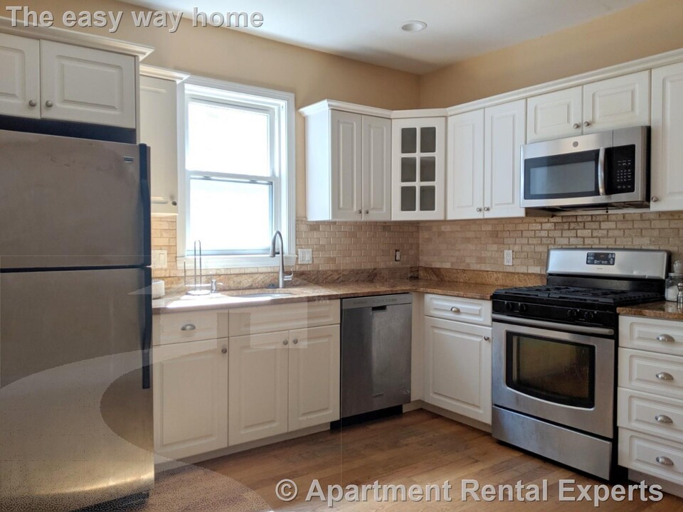 179 College Ave in Somerville, MA - Building Photo