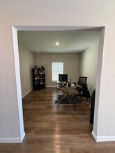 12806 Halter Steer Rd in Lithia, FL - Building Photo - Building Photo