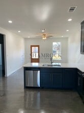 113 N Van Buren Ave in McGregor, TX - Building Photo - Building Photo