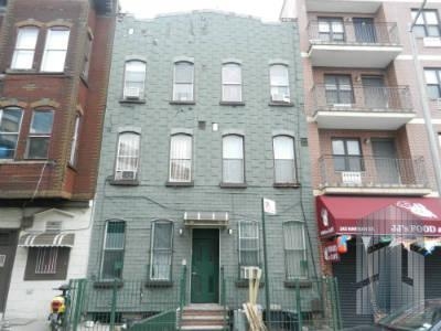 243 Harman St in Brooklyn, NY - Building Photo